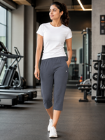 Women Bold Capri